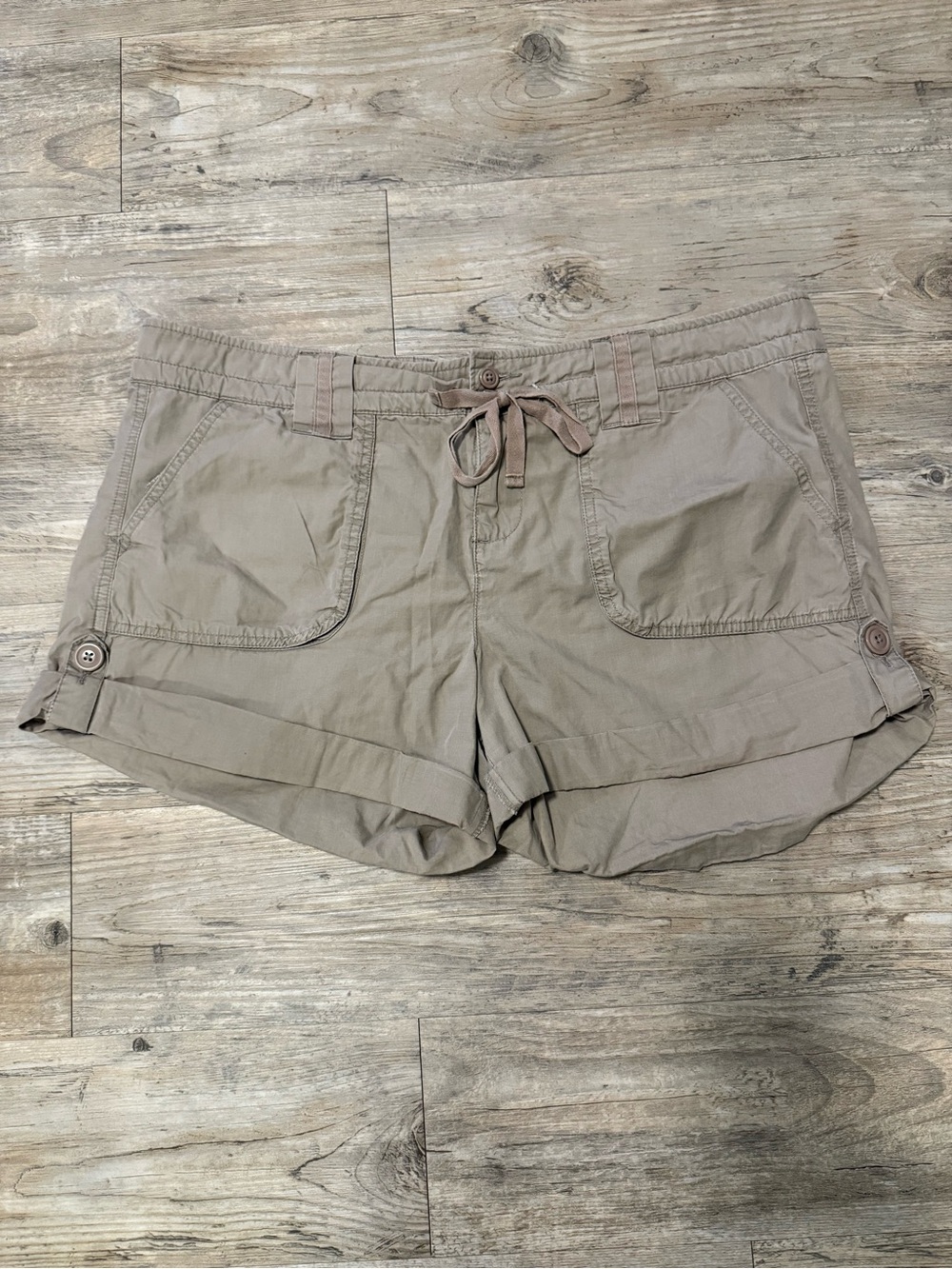Old Navy Women's BrownCargo Shorts